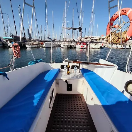Botel Lanzarote Pirat