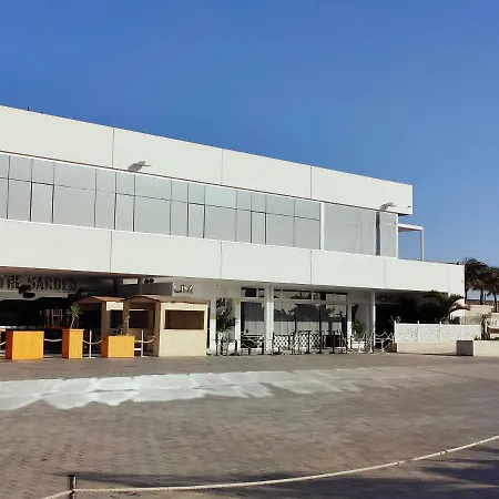 보트호텔 Lanzarote Pirat 아리시페